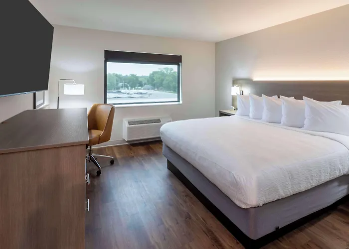 Grandstay Hotel & Suites Johnston-Des Moines, Ia